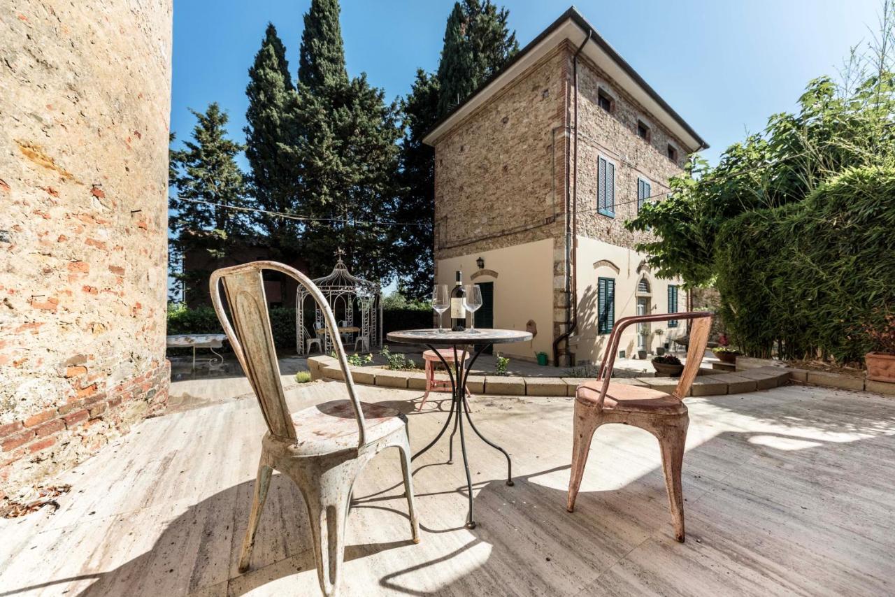 Casa Del Priore Usigliano Exterior foto